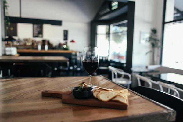 Comment bien choisir un pot de miel : Un guide pratique