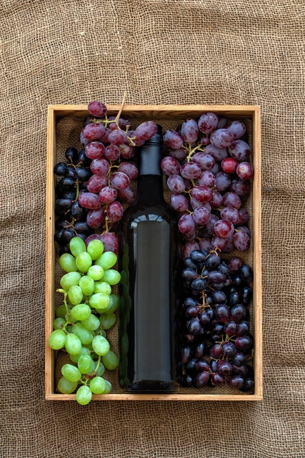 Découvrez l'art de la dégustation avec les box vin du baroudeur du vin